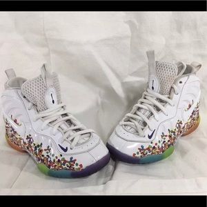 Nike Little Posite
Fruity Pebble 843755 101,